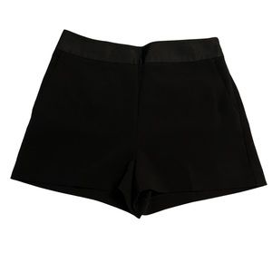 Express Shorts Black Size 4